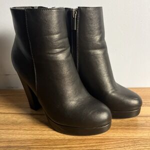 Bamboo Swirl Faux Leather Boots Size 6 Black Side Zip Chunky Heel Ankle Booties